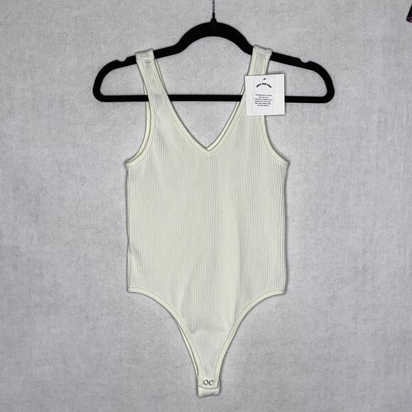 NWT Gypsy and Jade Cream Ribbed V-Neck Stretch Tank Bodysuit – Size S/M - Picture 1 of 9